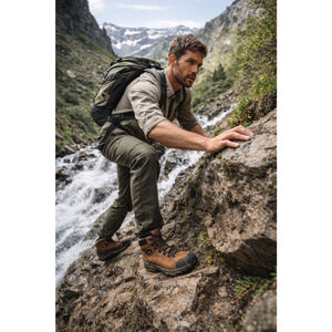 Vasque St Elias GTX Boots Men 9.5 Waterproof Vibram Hiking Gorpcore Trail Brown